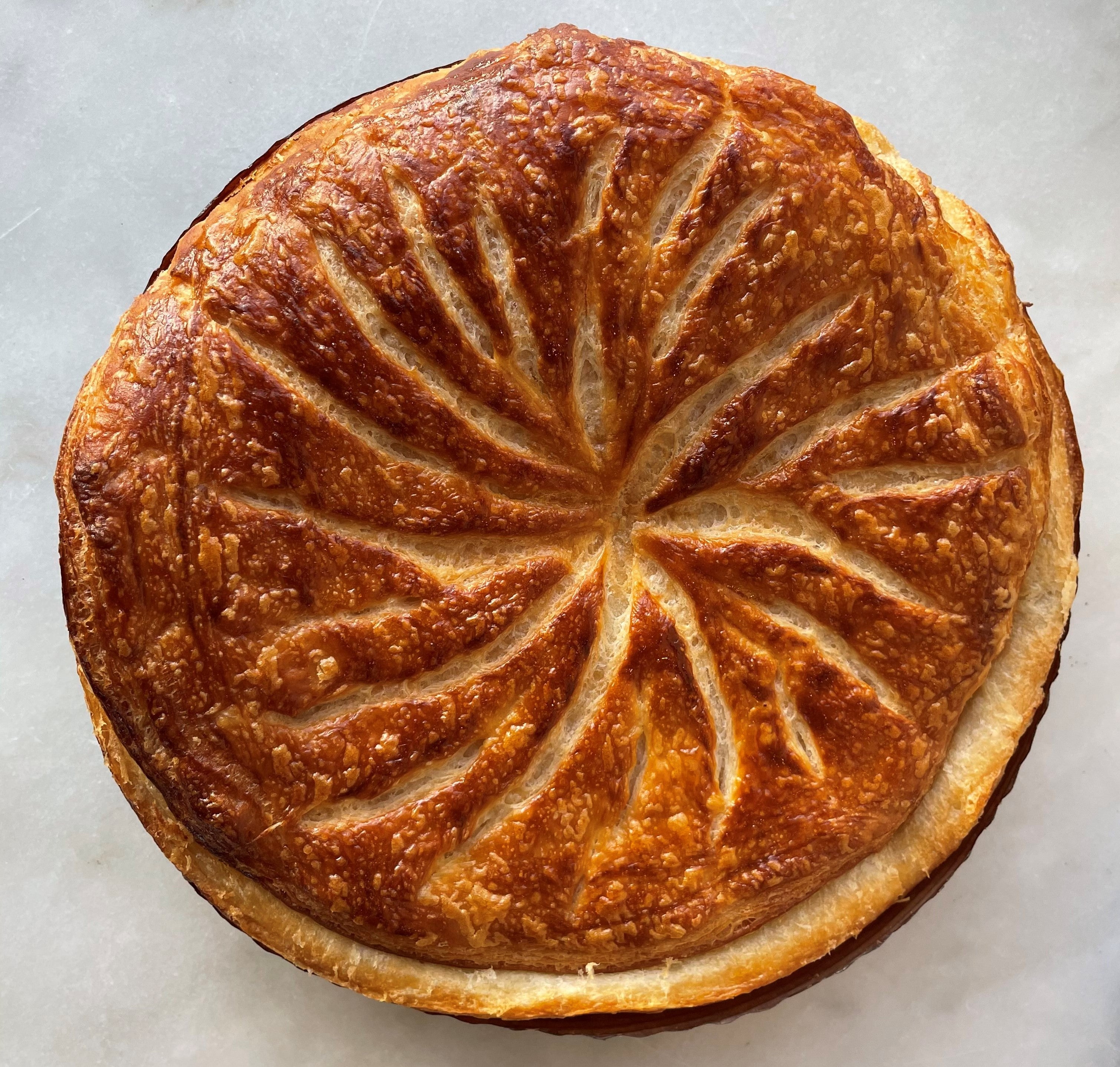 Everything you need to know about : La Galette des Rois - MyParisTouch